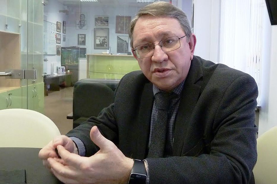 Профессор Игорь Сундиев.