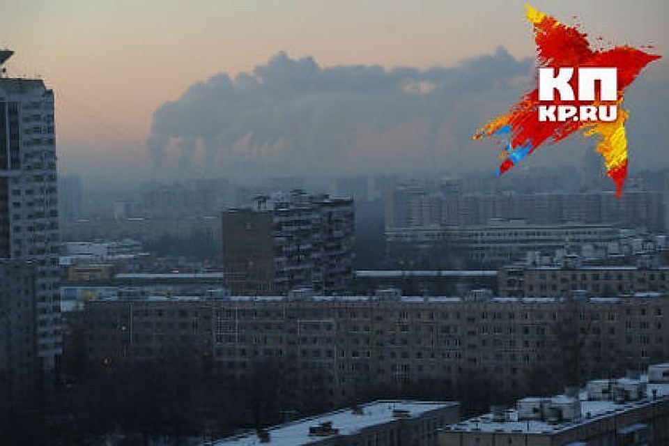 Омичи жалуются на едкий запах уже две недели.