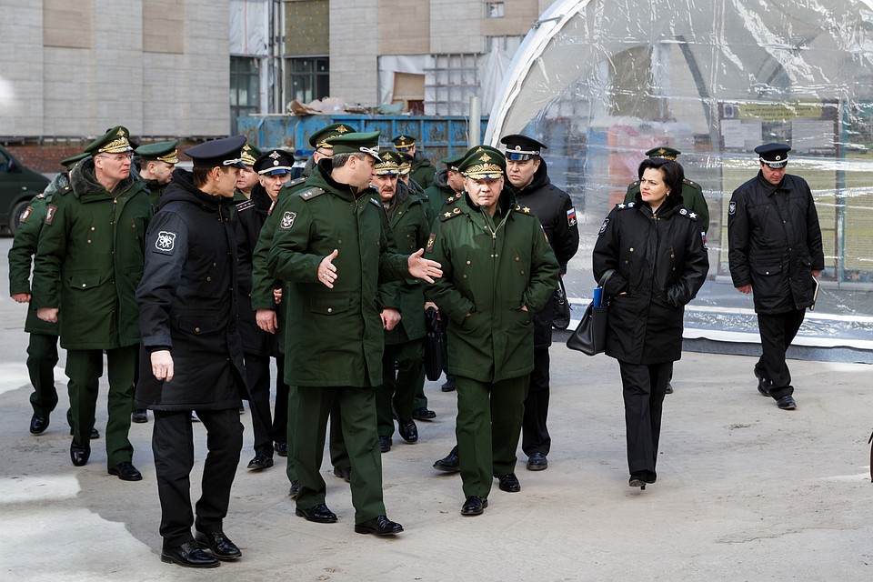 Сергей Шойгу проинспектировал строительство корпуса новой военной Многопрофильной клиники и реконструкцию комплекса зданий Адмиралтейства