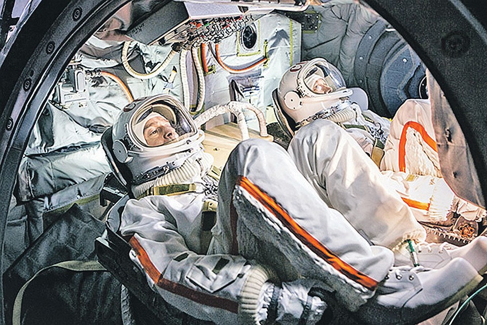 Съемки проходили в практически точной копии корабля «Восход-2». Фото: Предоставлено кинокомпанией «Базилевс»