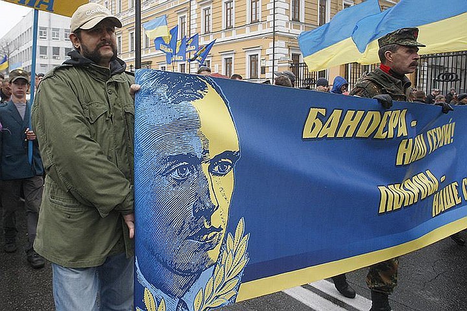 Памятники в Польше снесут, невзирая на протесты украинских радикалов. Фото ИТАР-ТАСС/ Мария Фролова