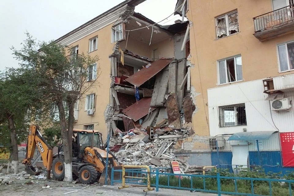 В Волгограде по делу о взрыве в жилом доме задержаны три человека