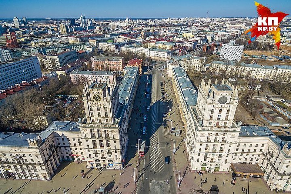 В Беларуси испытывают автобусы, парящие над землей, которые домчат из Минска в Москву за полтора часа.