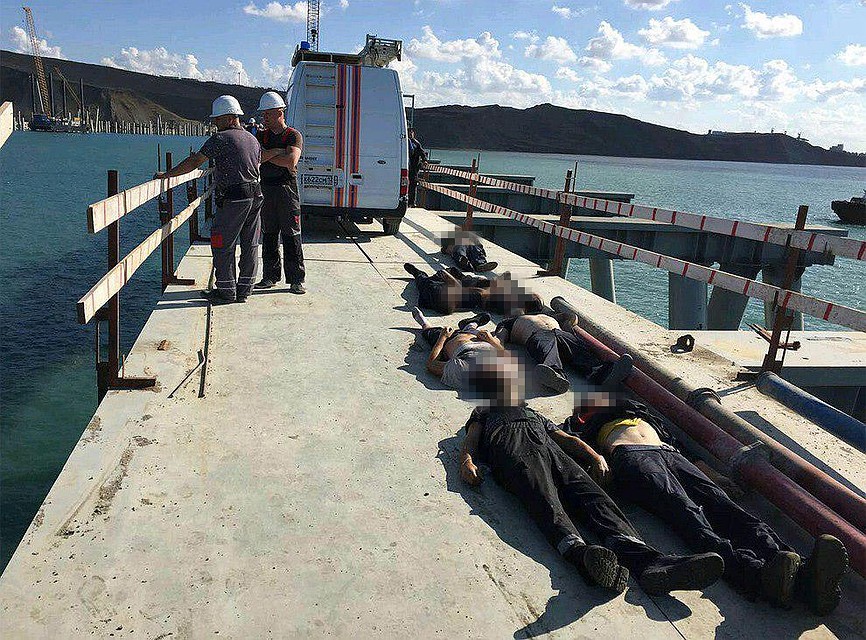 По словам очевидцев, у автобуса отказали тормоза