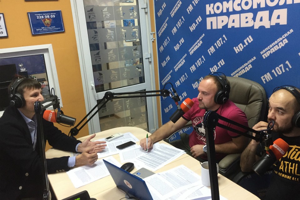 Александр Глисков, Александр Белов и Ренат Каримуллин на 107.1 FM