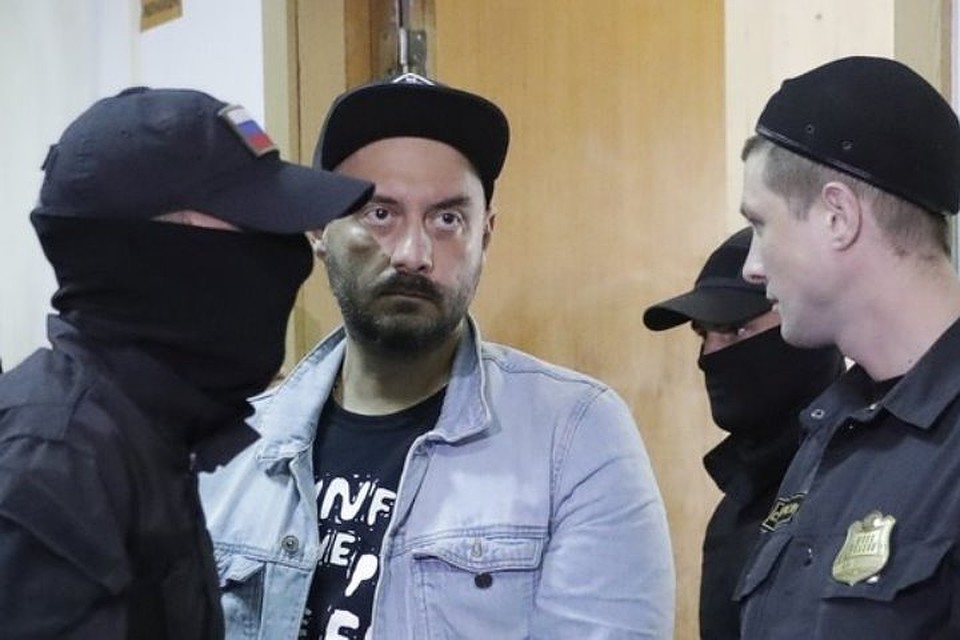 Режиссера Кирилла Серебренникова обвиняют в хищении средств, выделенных на проект по популяризации современного искусства «Платформа»