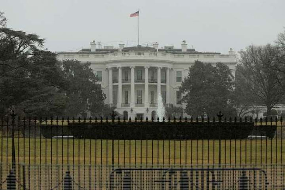 Белый дом осуждает блокирование указа Трампа о миграции