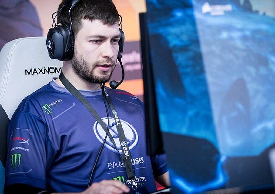 В гранд-финале команда Evil Geniuses обыграла coL со счетом 2:0.