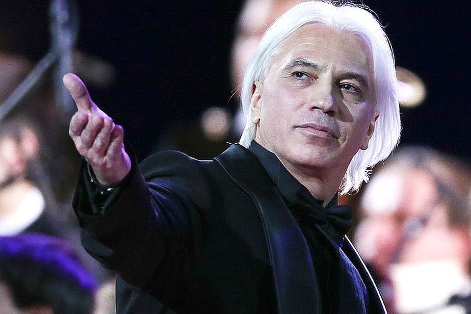 Певец Дмитрий Хворостовский во время выступления в Государственном Кремлевском дворце. ФОТО Вячеслав Прокофьев/ТАСС