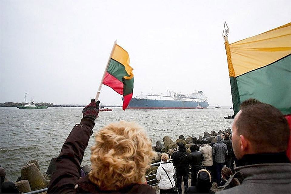 Власти Литвы пытаются переложить содержание норвежского терминала СПГ на плечи потребителей газа. Фото: с сайта news.xinhuanet.com