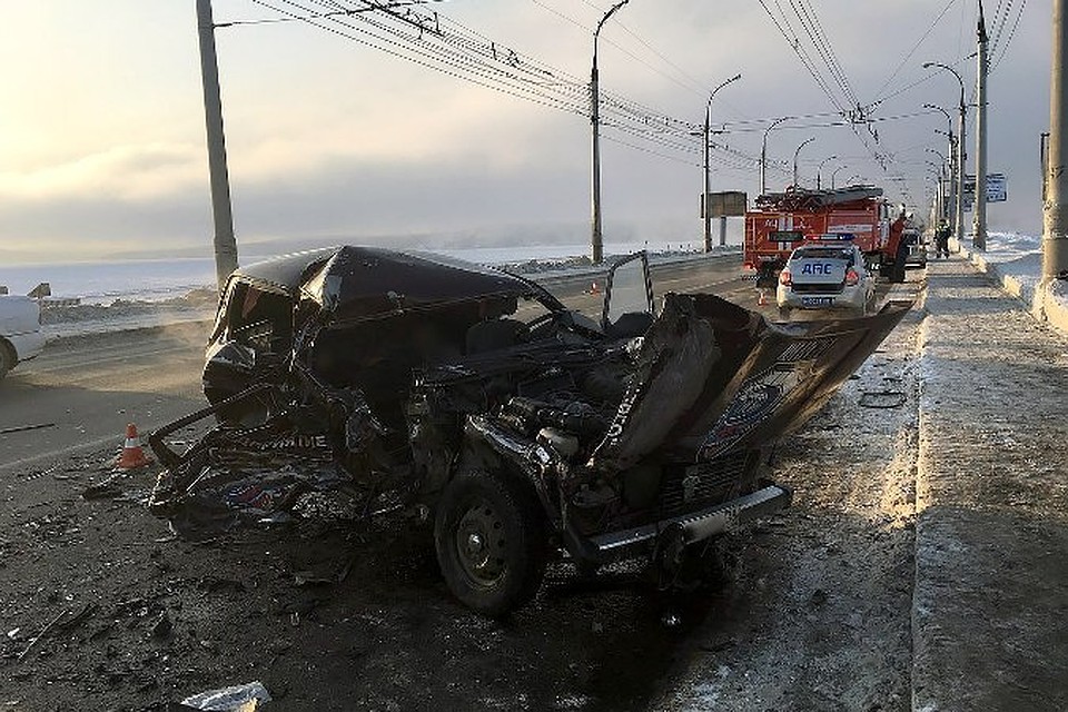 Водитель Porsche Cayenne сбежал с места ДТП, в котором погибли двое, в Иркутске