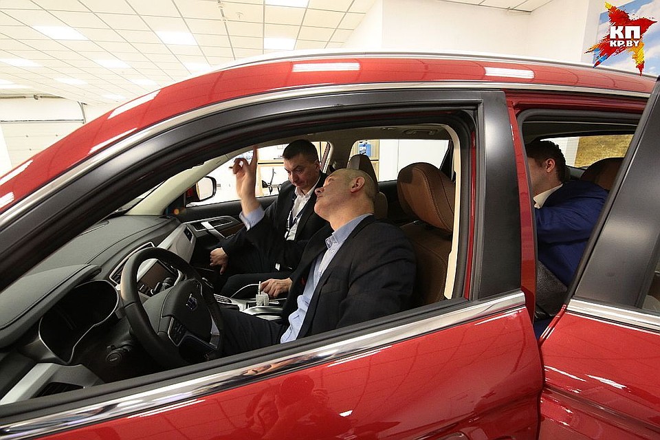 Премьер Беларуси анонсировал новую недорогую модель белорусской Geely.