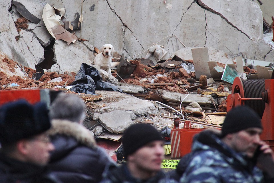 Взрыв газа произошел около полудня