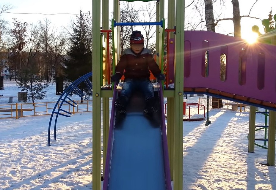 По сей день мальчик находится в приюте