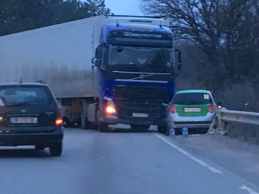 Фото: группа ВКонтакте "Автопартнер Крым | ДТП ДПС ПДД"
