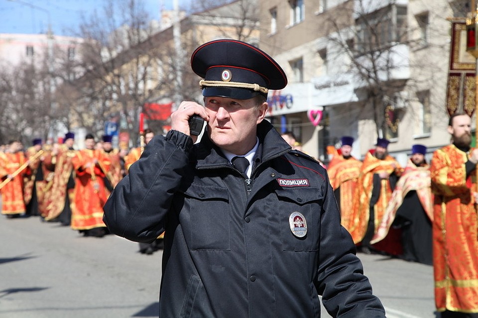 Полицейские Белгородской области обеспечили охрану порядка во время пасхальных мероприятий