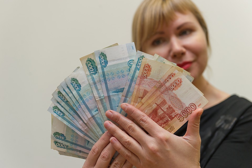 Все-таки быть начальником - это очень выгодно.