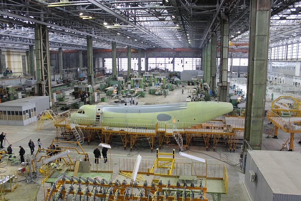 Строительство Ил-112В