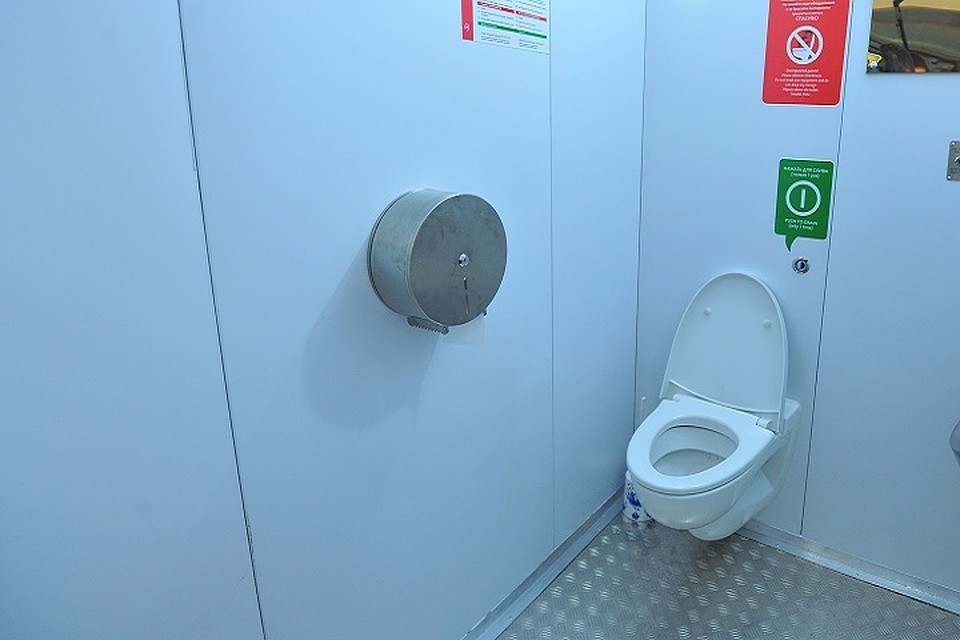 Унитаз пришлось демонтировать