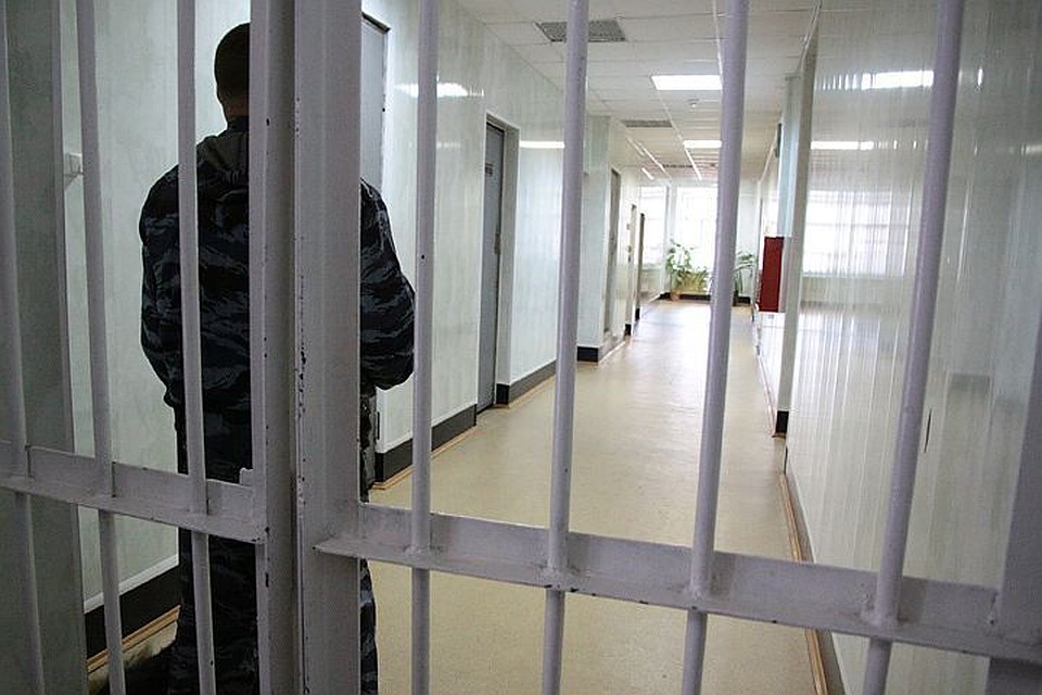 Двух мужчин, насмерть забивших наркоторговца, осудили в Иркутске