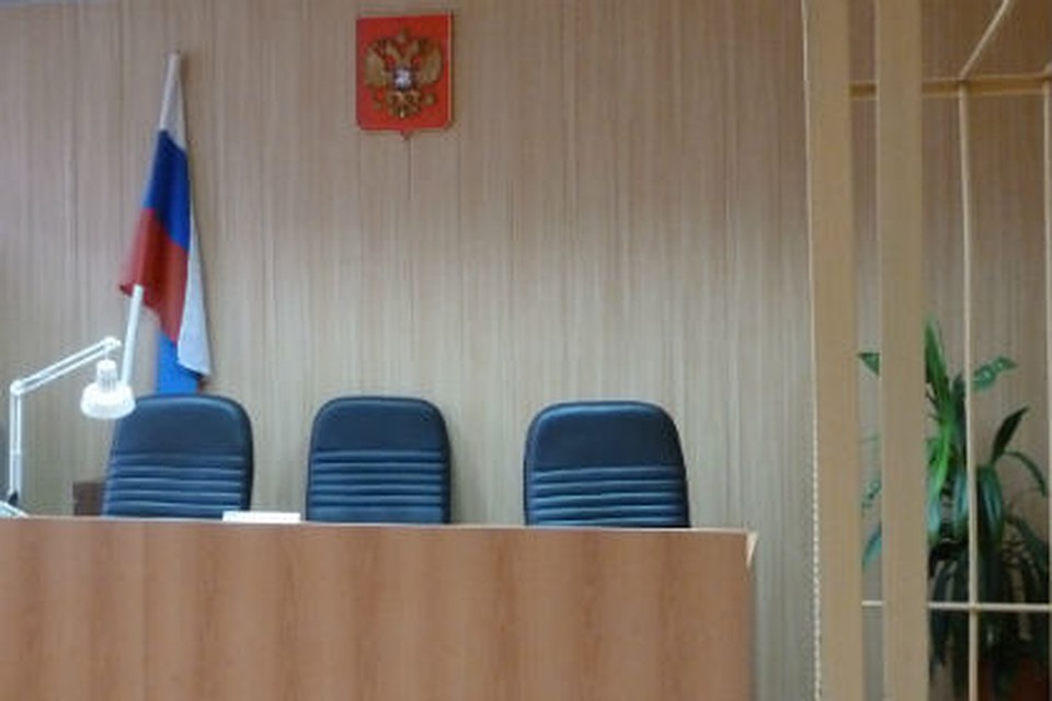 После этого сотрудников уволили из правоохранительных органов. Свою вину они не признали, но в скором времени обоих будут судить.