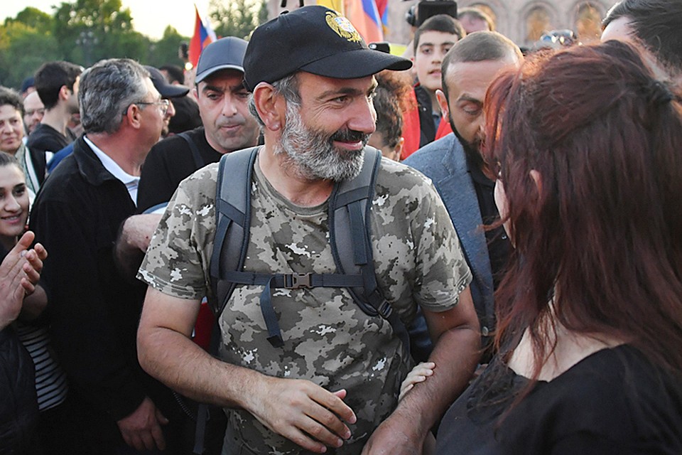 Все ждали Николу Пашиняна. Ради него и собрались