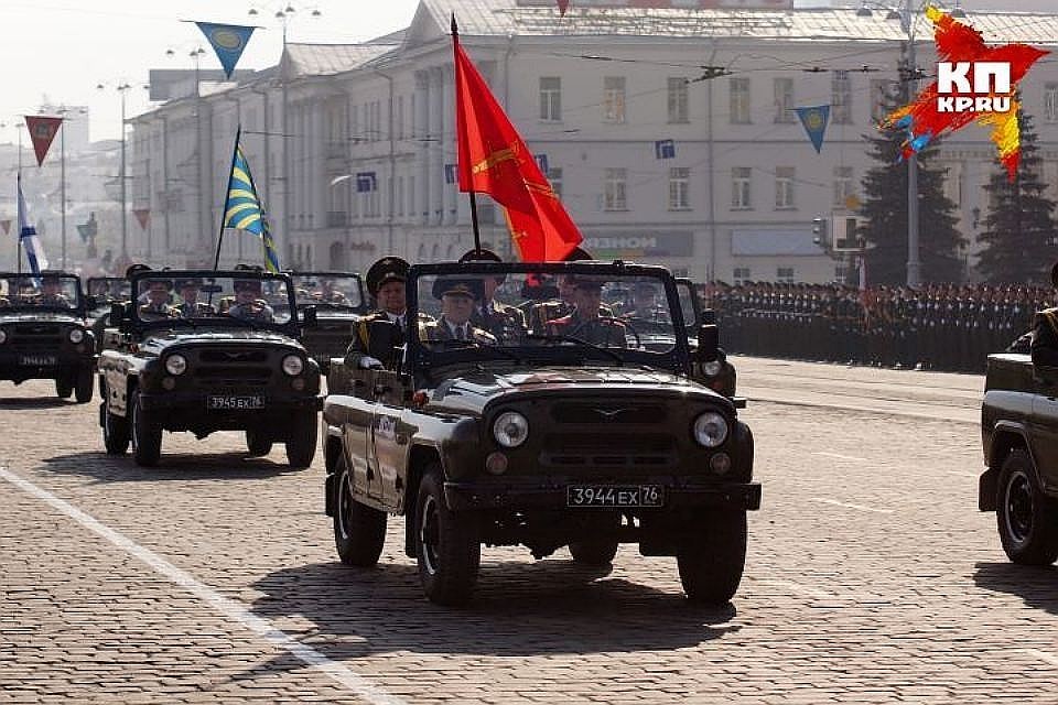В Екатеринбурге авиация в параде Победы участвовать не будет