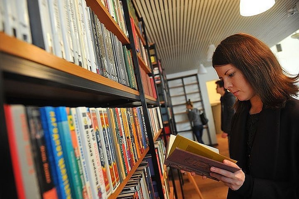 Москвичи передали книги для библиотек других городов