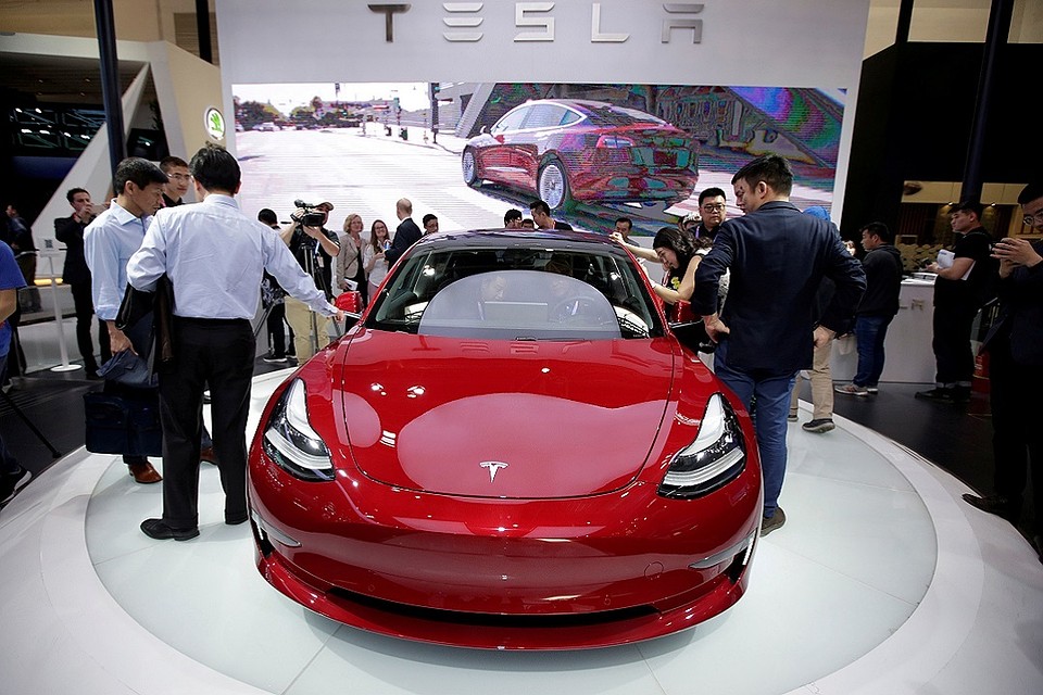 В американском штате Юта электромобиль Tesla попал в аврию