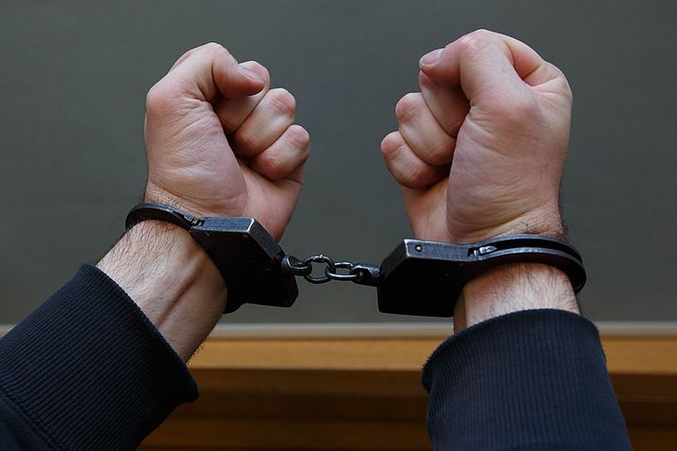 Житель Хабаровского края отправится под суд за угрозу убийством и грабеж