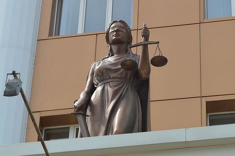 Хулиган не хотел сидеть 15 суток