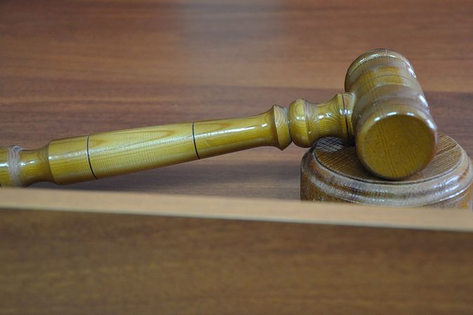 В Новосибирске сотрудник МЧС попал под статью за сделку с нарушителем