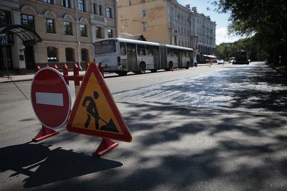 В Псковской области региональные власти хотят изменить подход к ремонту дорог.