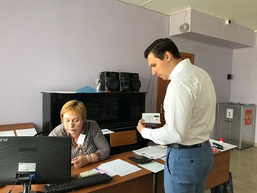 В 8 часов утра в области открылись более 160 счетных участков