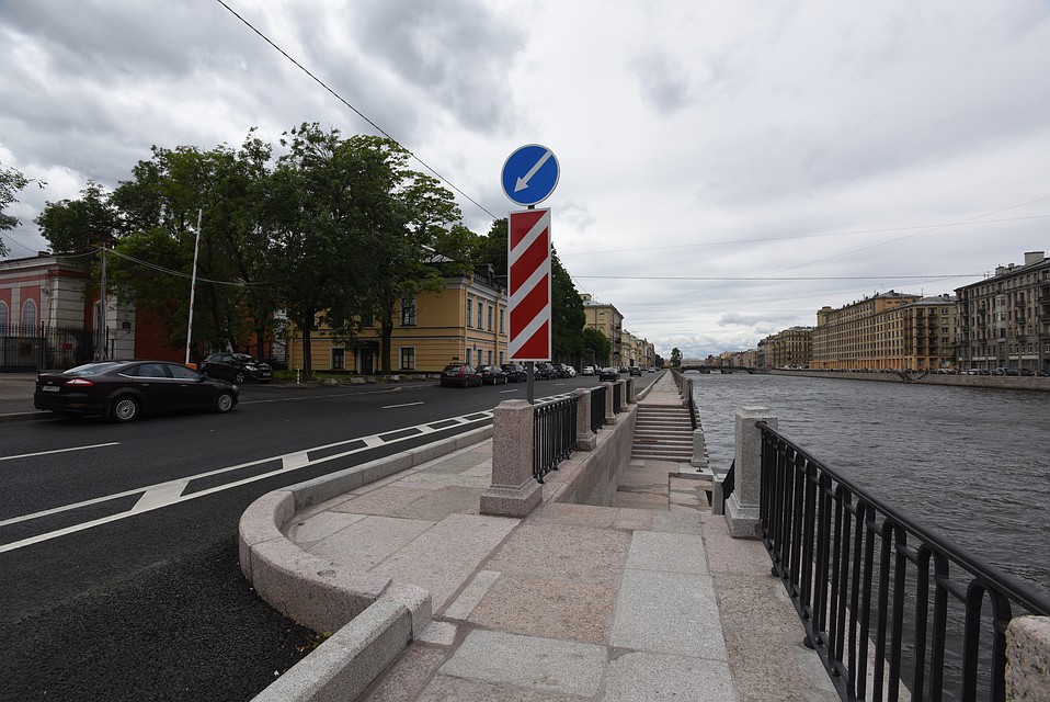 На набережной уже нанесли разметку с велосипедной дорожкой. Фото: krti.gov.spb.ru