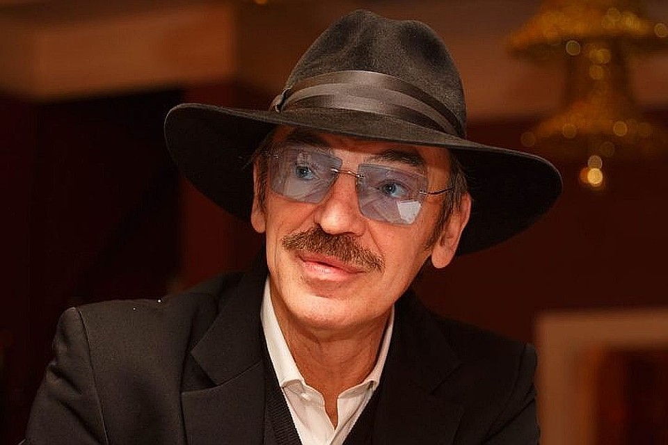 Сам Боярский разочарован не только игрой сборной, но и любимого клуба: нынешний сезон для "Зенита" был неудачным