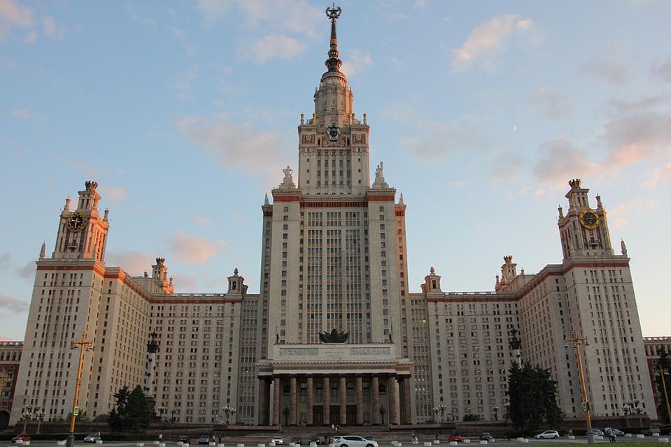 В престижный ВУЗ можно поступить без ЕГЭ?