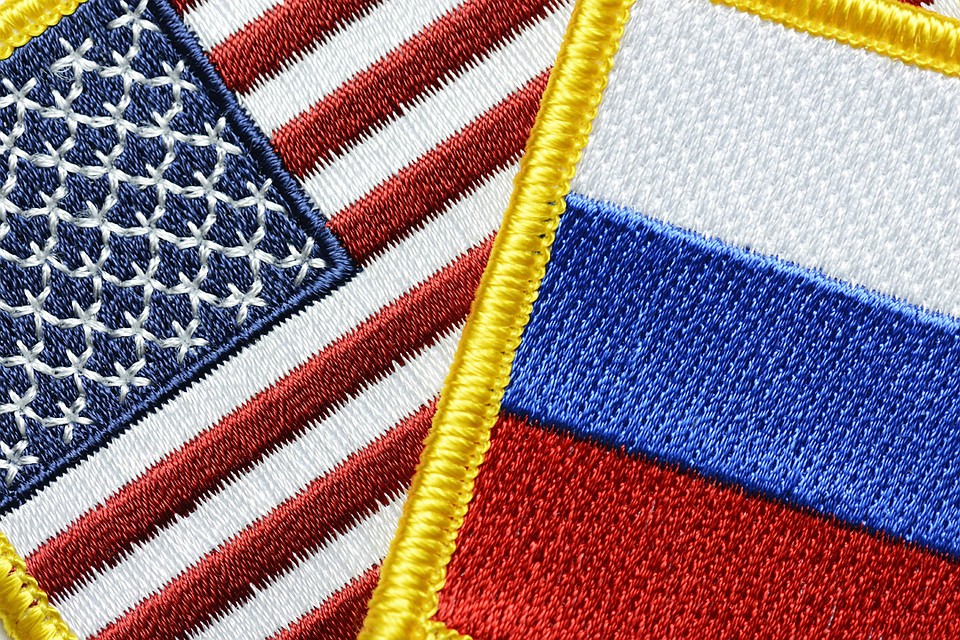 По заверениям главы ведомства, меры будут распространяться на те товары, которые имеют аналоги на российском рынке.