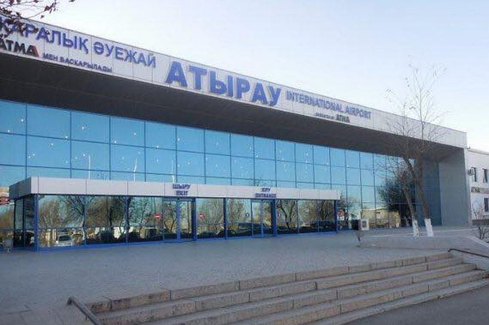 Самолет экстренно сел в аэропорту Казахстана