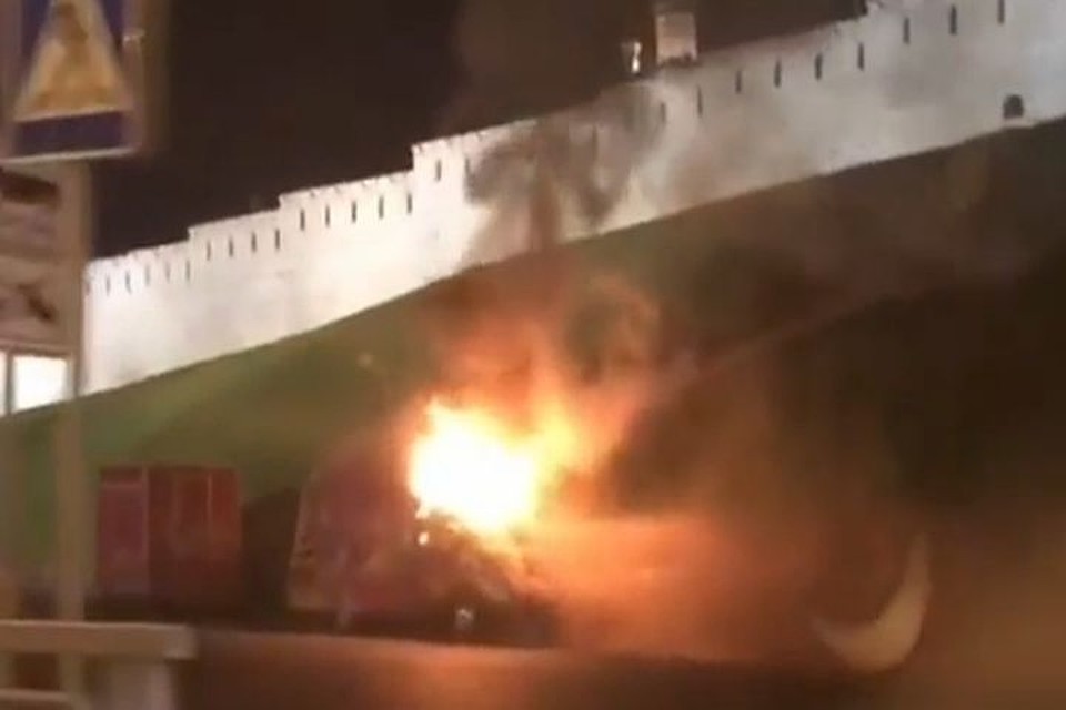 Пожар запечатлели жители Казани