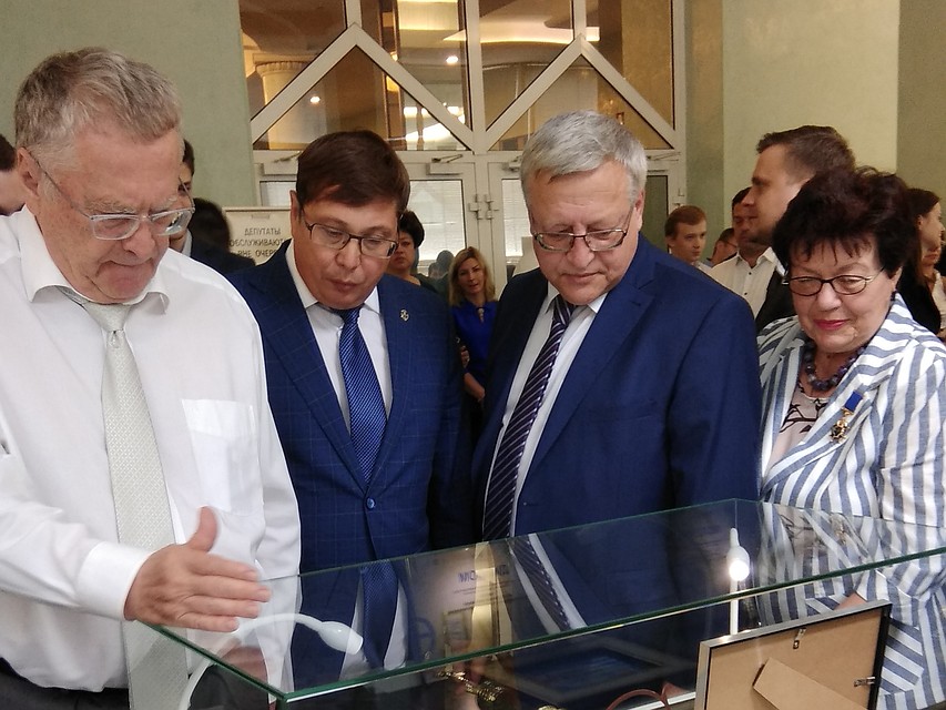 Фото пресс-службы облправительства