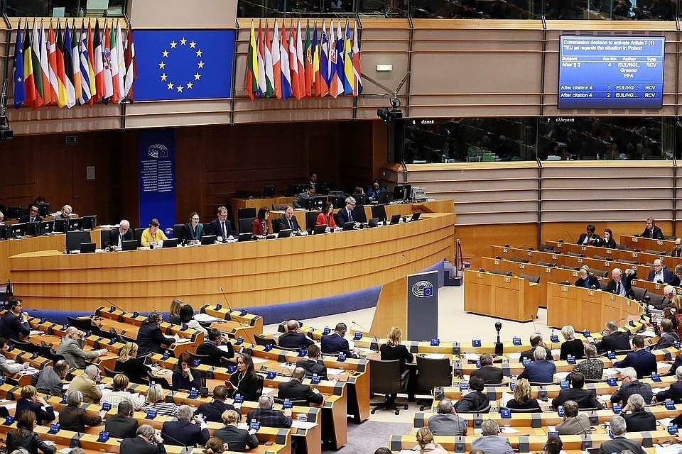 Европарламент не поддержал проект директивы, обязывающей онлайн-платформы проверять соблюдение авторских прав