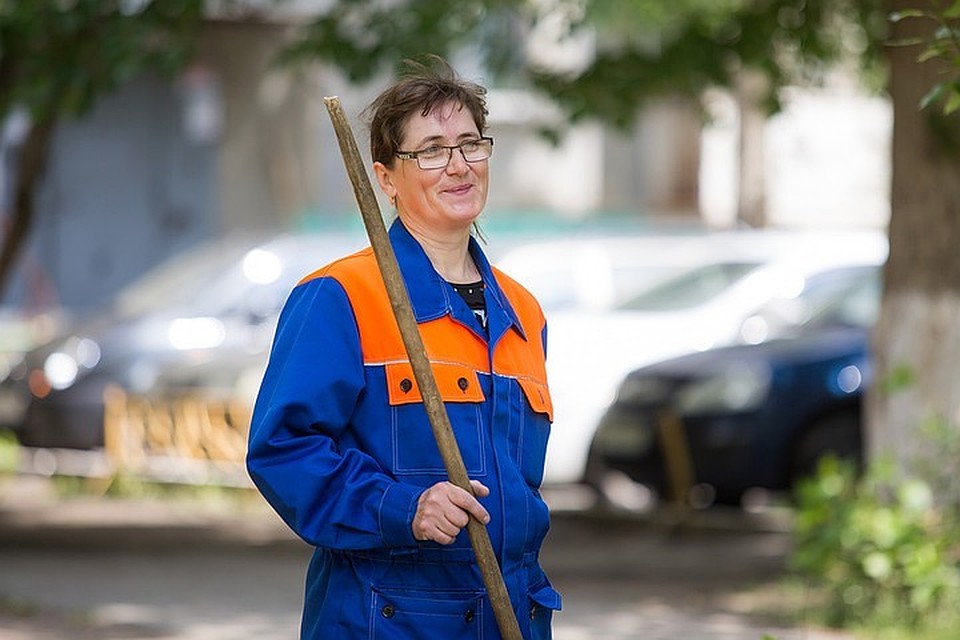 В Петербурге до ночи убирали город после фубола