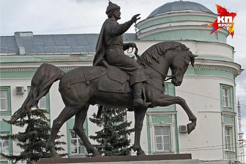 Знай героев своего города
