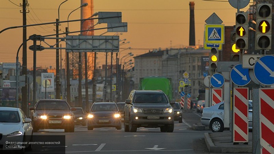Росавтодор подготовит единые требования к установке щитов вдоль дорог до конца 2018 года