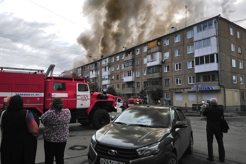 В кемеровской пятиэтажке ликвидировали открытое горение