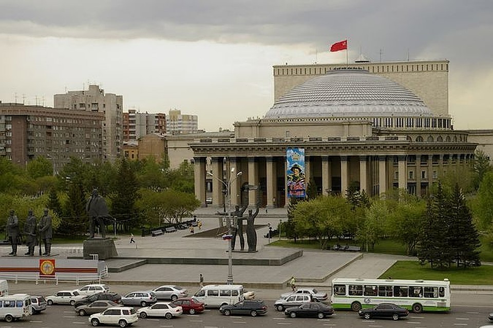 Около театра запретят остановку.