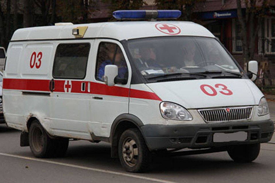 Ребенка с места ДТП увезли в больницу.
