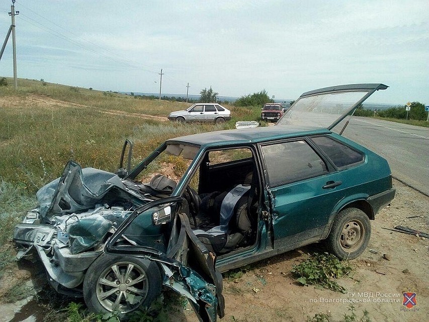 Пьяный водитель не справился с управлением машины.