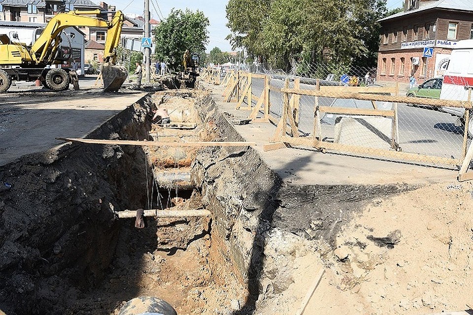 Стенки траншеи были слабо укреплены